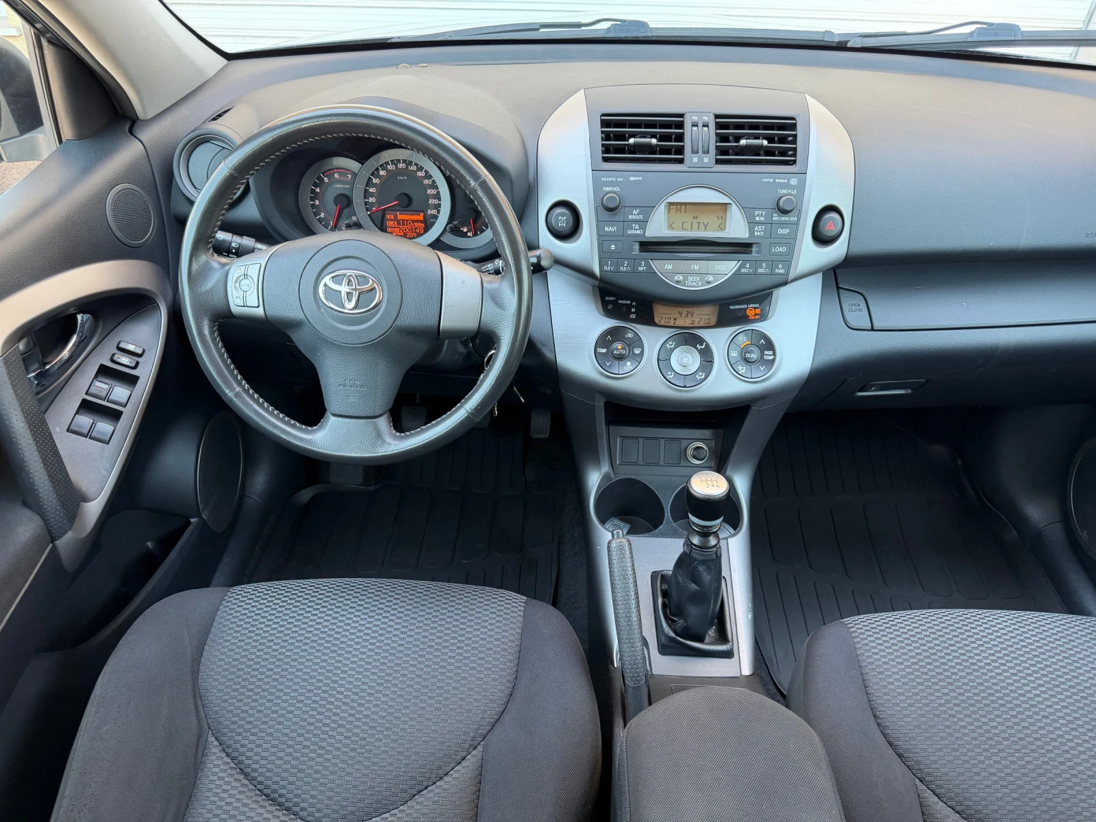 Toyota Rav4 2.2D-4D 136к.с. 4х4 ИТАЛИЯ, снимка 10 - Автомобили и джипове - 54457391
