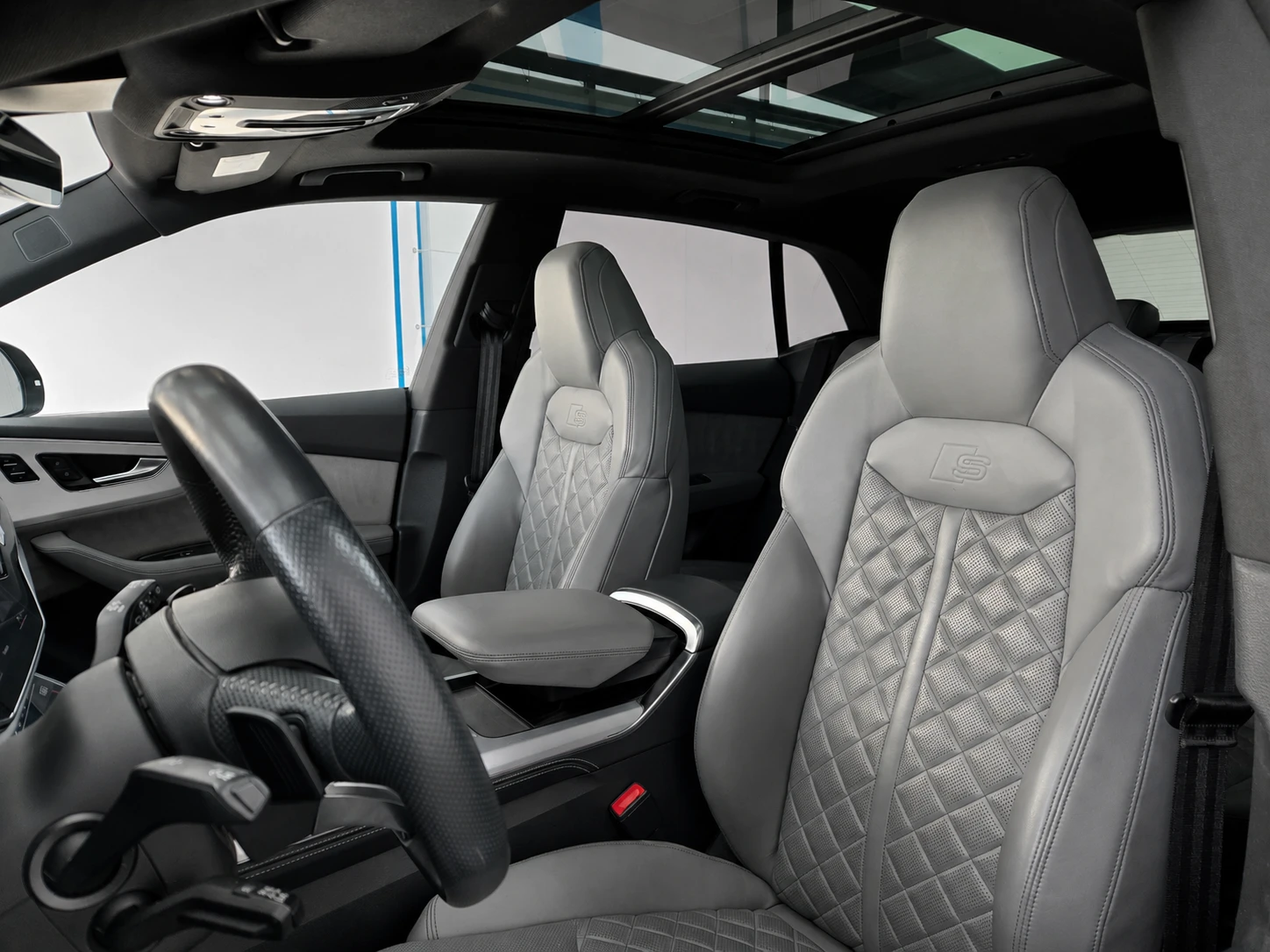 Audi Q8 3хS LINE* Pano* Ambi* 4D B&O* 24 Месец гаранция. , снимка 10 - Автомобили и джипове - 55286501