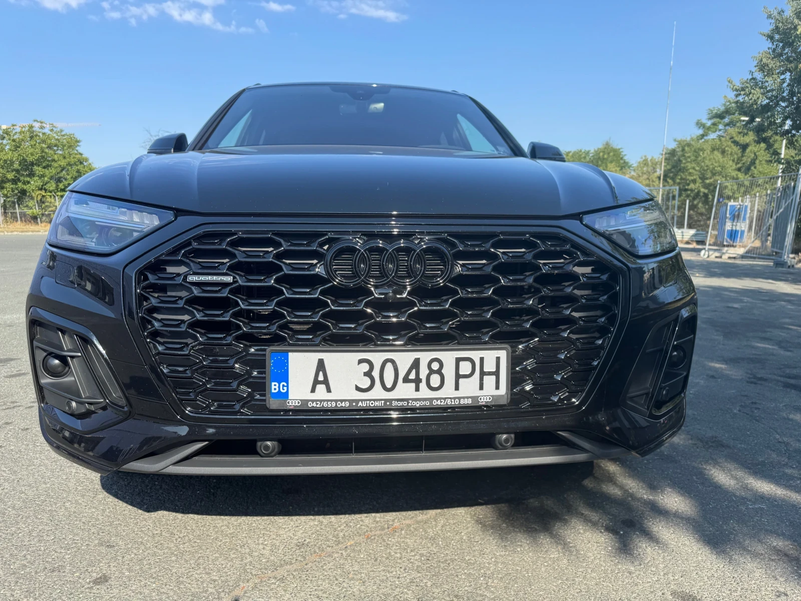 Audi Q5 Sport back 