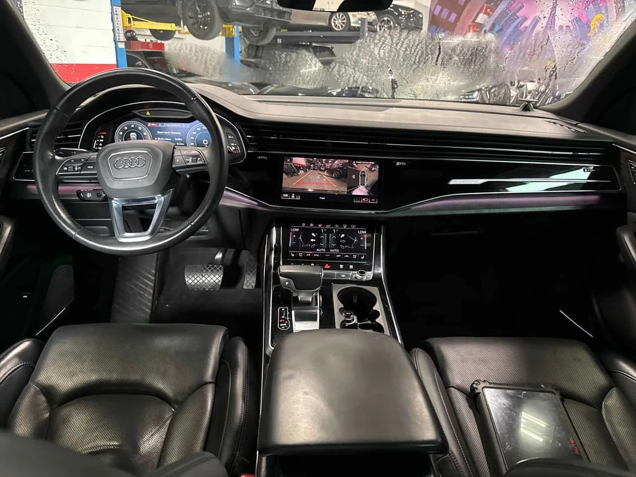 Audi Q8 Technik  CARFAX, снимка 14 - Автомобили и джипове - 55786498