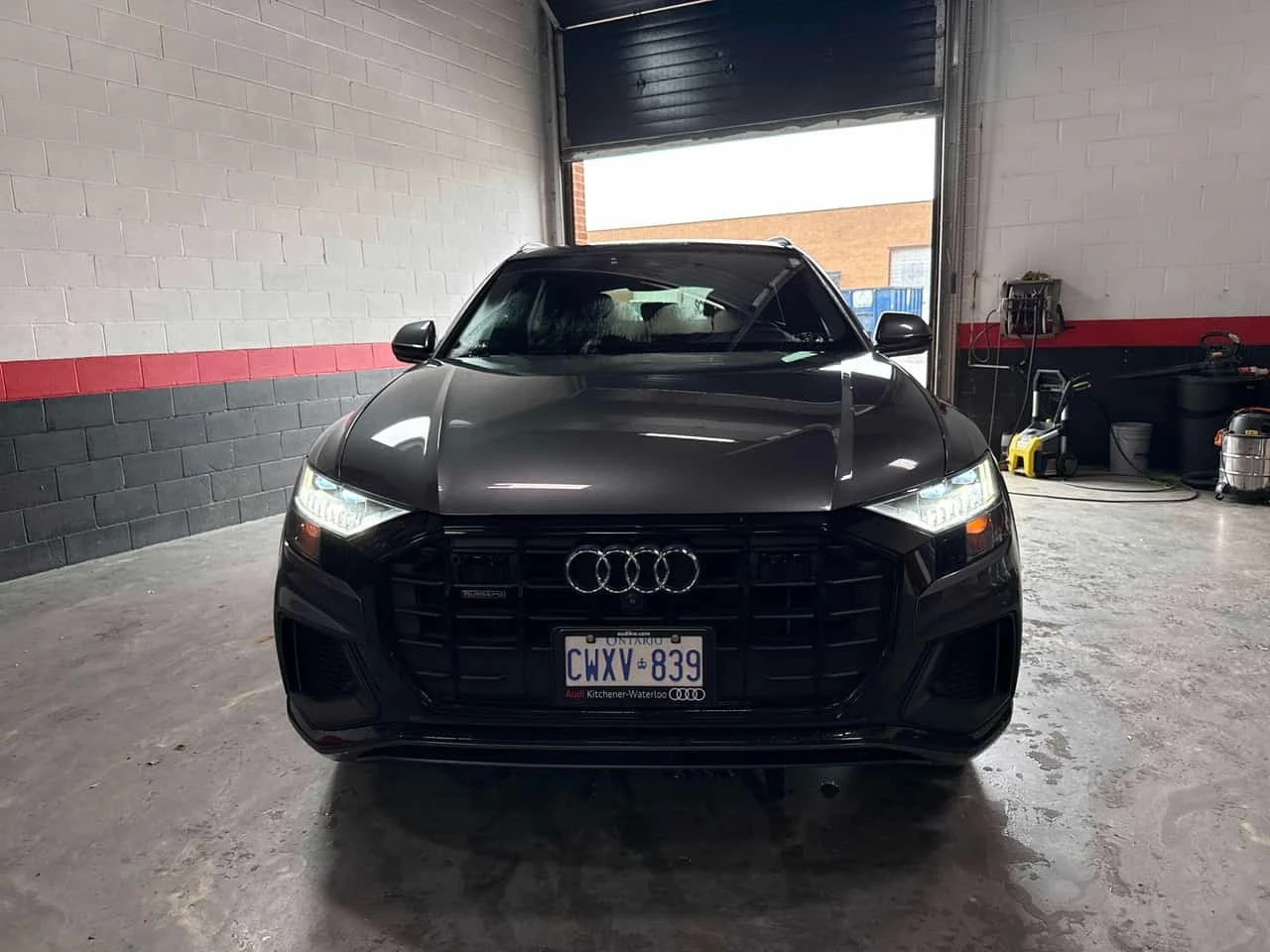 Audi Q8 Technik  CARFAX, снимка 6 - Автомобили и джипове - 55786498