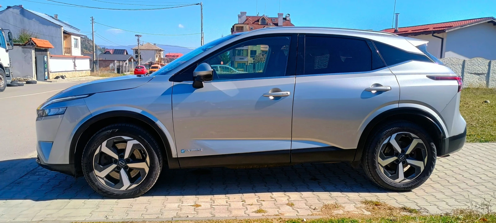 Nissan Qashqai e-POWER N-Connecta, снимка 2 - Автомобили и джипове - 56568628