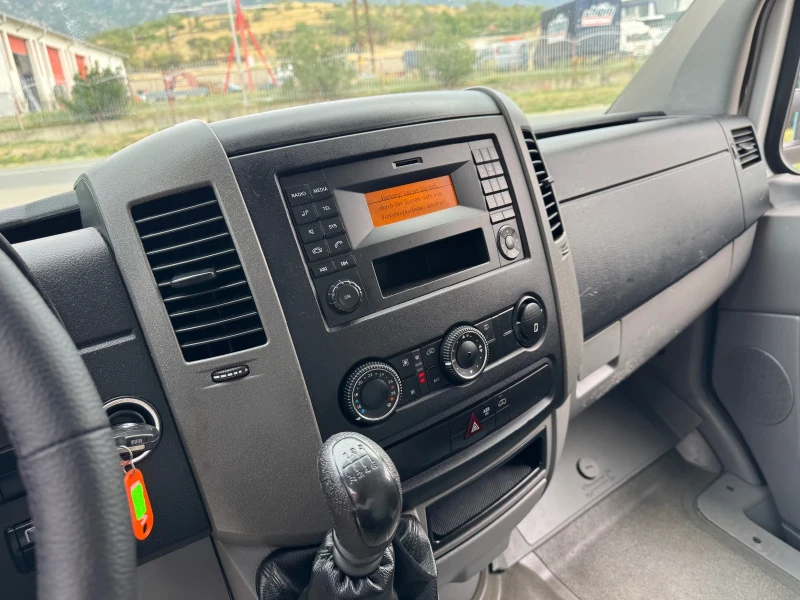 Mercedes-Benz Sprinter 316 CDI* Климатик* 4.20 метра каросерия, снимка 6 - Бусове и автобуси - 48194594