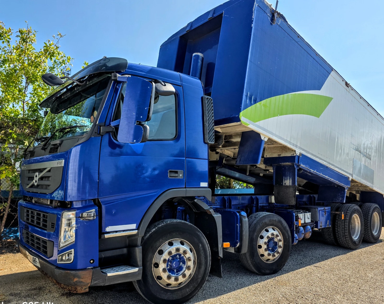 Volvo Fm 8x4  ЗЪРНОВОЗ  - изображение 2