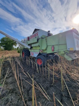 Комбайн Claas MEGA 204 4X4, снимка 6