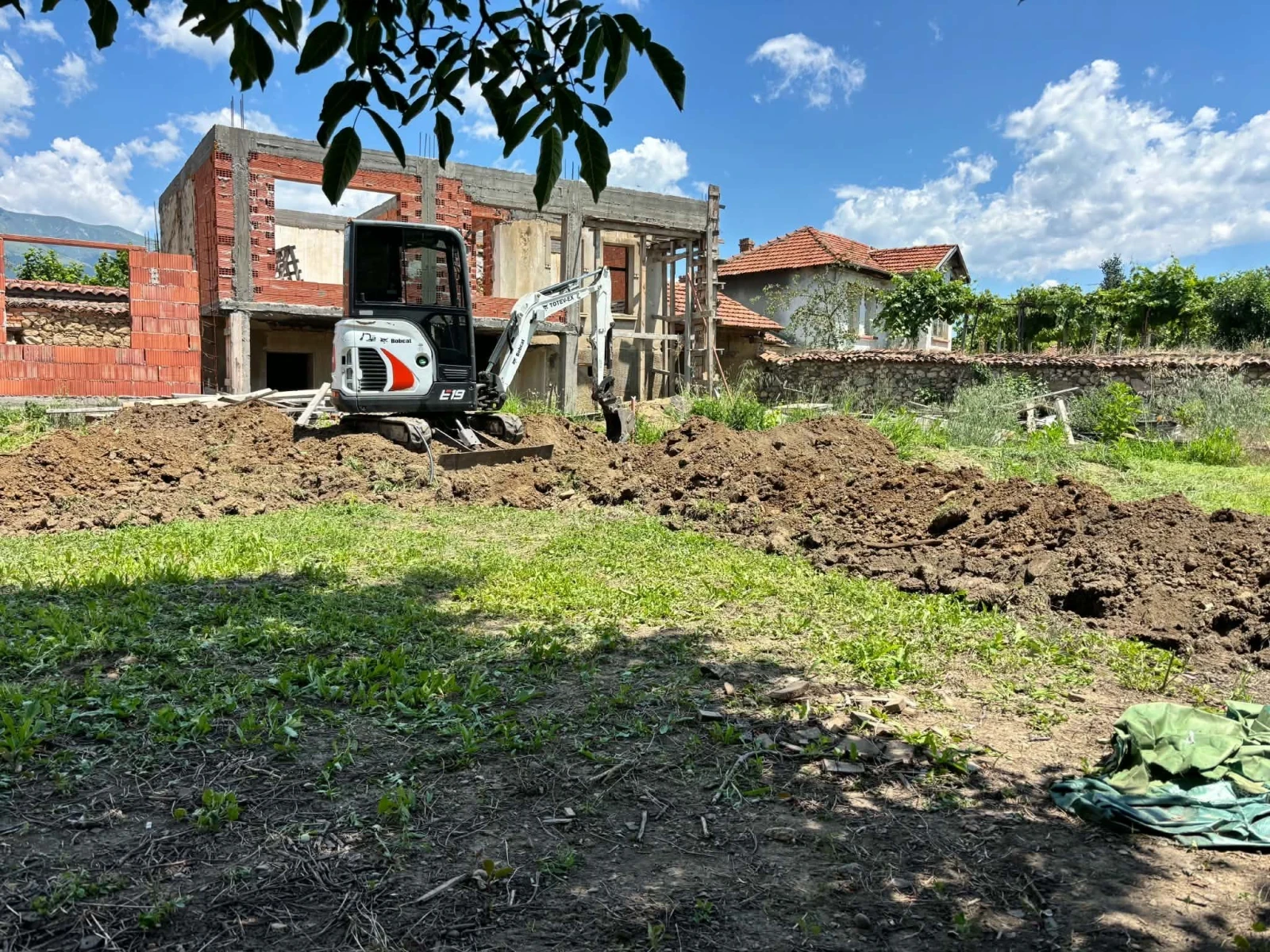 ����� Bobcat E19 | Mobile.bg � ����������� 6