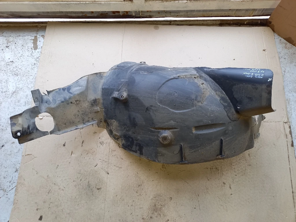 Подкалник преден десен задна част Мерцедес А180 W169 