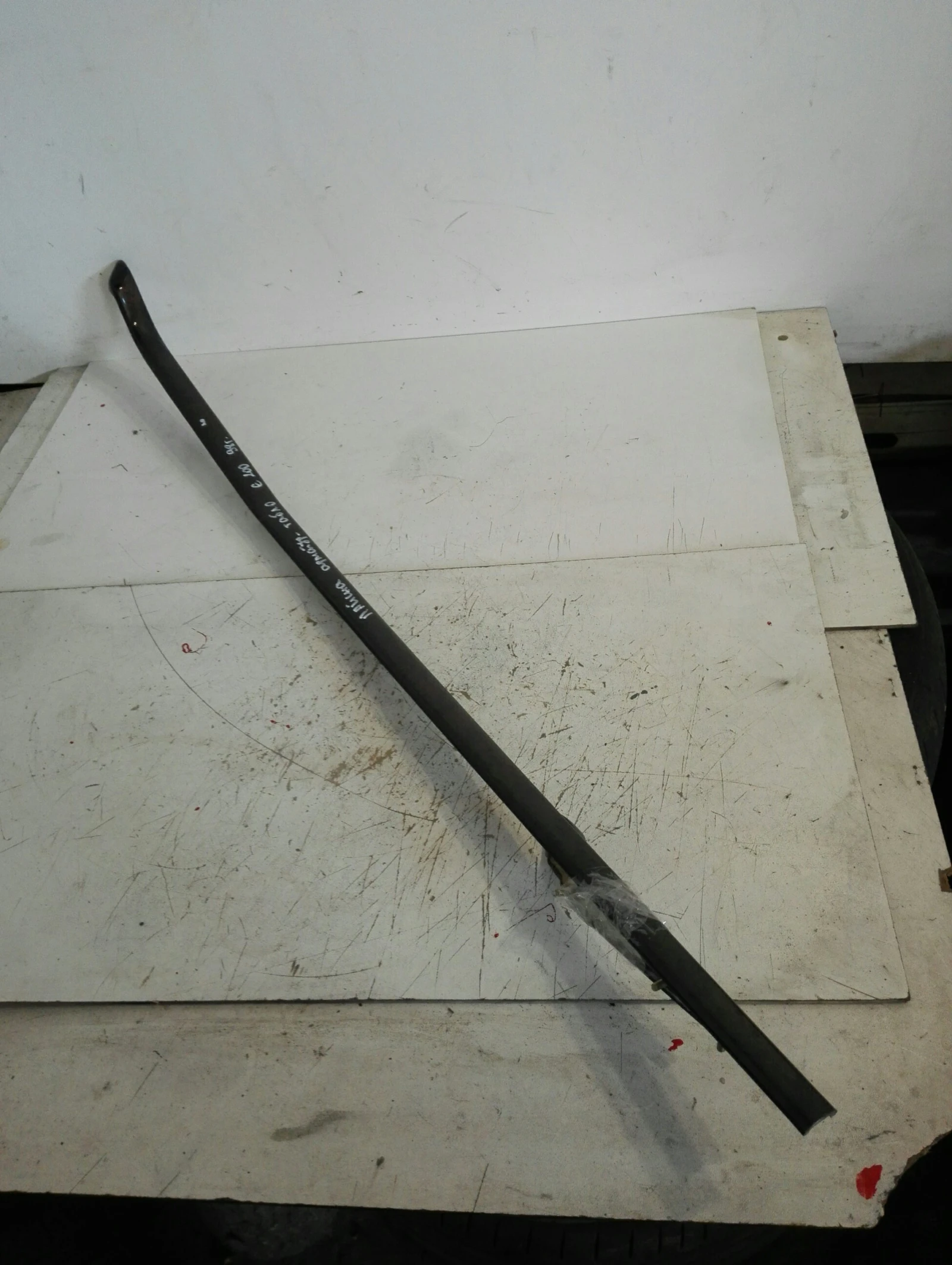 ������ ��������� ����� �������� �200 | Mobile.bg � ����������� 1