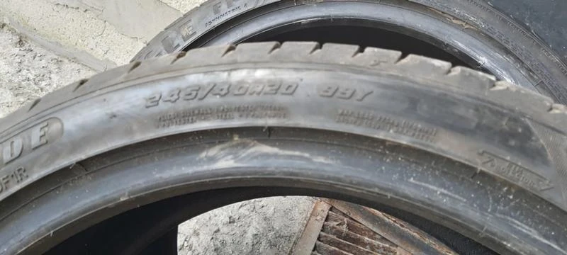 Гуми Летни 245/40R20, снимка 6 - Гуми и джанти - 33053385