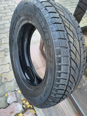      225/65R17
