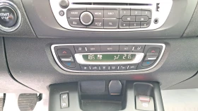 Renault Scenic FULL РЕАЛ КМ 7-МЕСТА ИЗКЛЮЧИТЕЛЕН СЕРВ КНИЖК УНИКТ, снимка 12