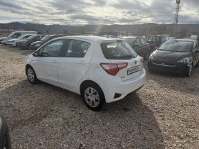 Toyota Yaris 1.5 HYBRID/SERVICE BOOK, снимка 4