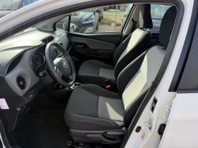 Toyota Yaris 1.5 HYBRID/SERVICE BOOK, снимка 7