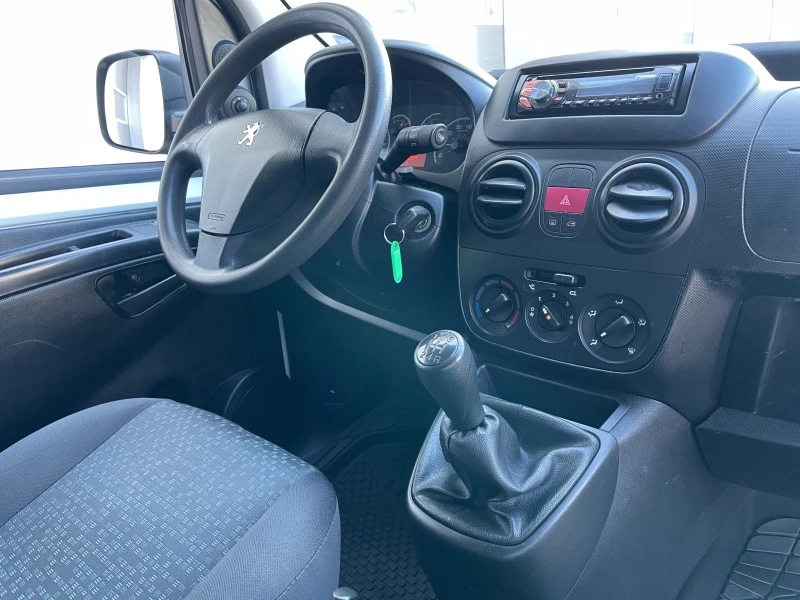 Peugeot Bipper 1,3 Multijet, снимка 14 - Автомобили и джипове - 42984988