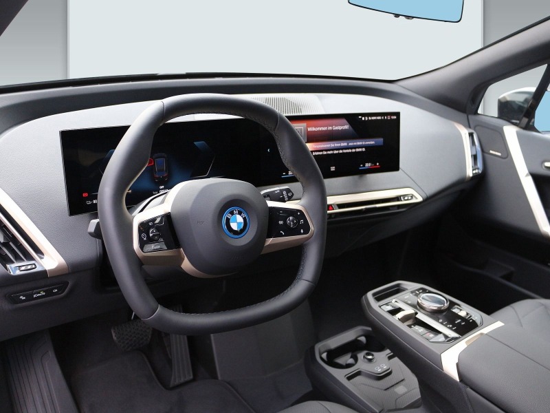 BMW iX xDrive40 = Sport Package= Гаранция, снимка 6 - Автомобили и джипове - 46431604