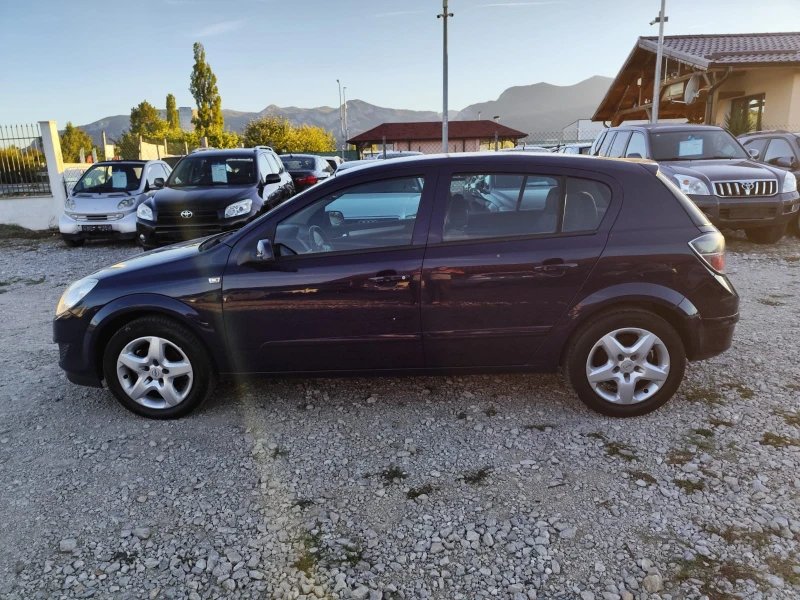 Opel Astra 1.6 бензин 90 коня, снимка 9 - Автомобили и джипове - 47458659