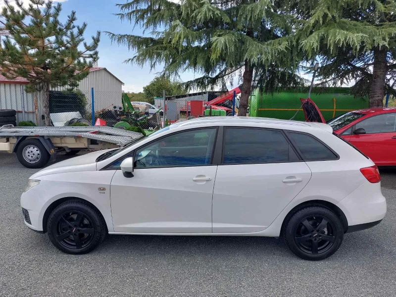 Seat Ibiza 1.6tdi, снимка 7 - Автомобили и джипове - 47483432