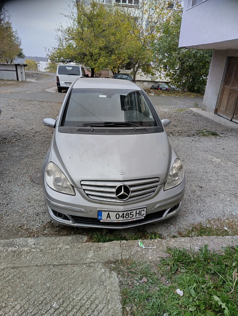 Mercedes-Benz 200, снимка 6 - Автомобили и джипове - 47922862