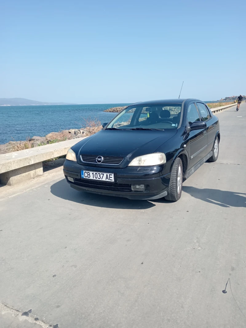 Opel Astra, снимка 1 - Автомобили и джипове - 48060768