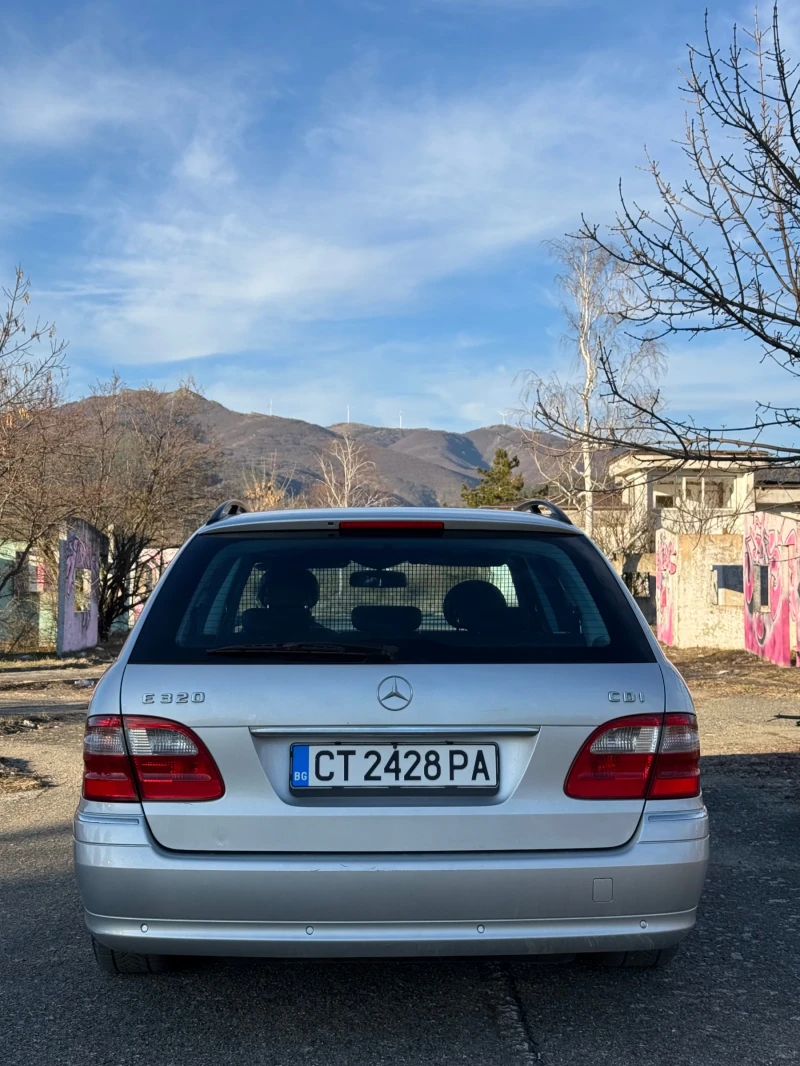 Mercedes-Benz E 320 Avantgarde, снимка 5 - Автомобили и джипове - 49416853