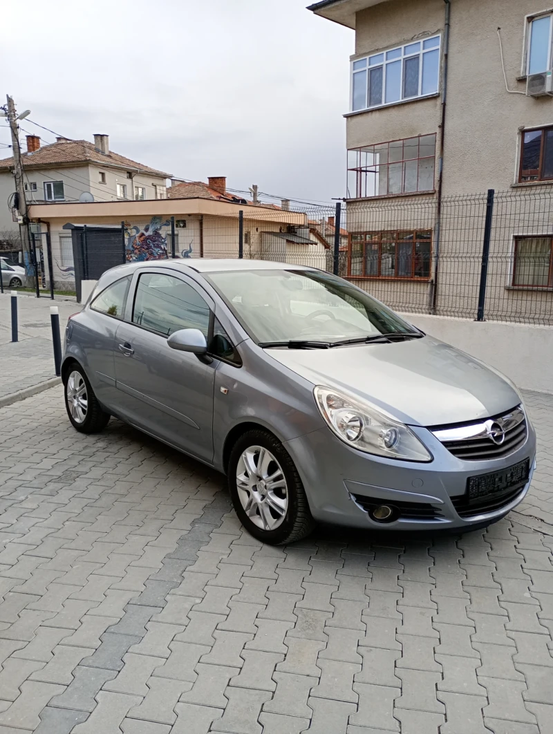 Opel Corsa 1.2 16v 75hp Климатик Мулти волан, снимка 3 - Автомобили и джипове - 49531647