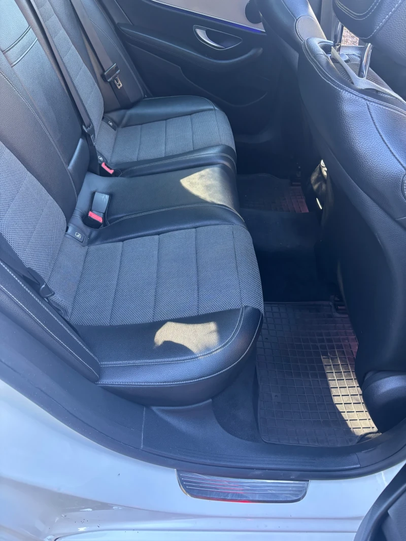 Mercedes-Benz E 350, снимка 13 - Автомобили и джипове - 51670688