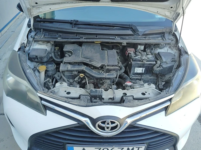 Toyota Yaris, снимка 6 - Автомобили и джипове - 52663435