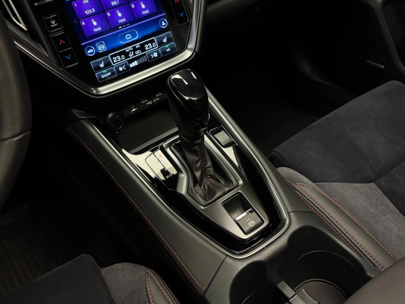 Subaru WRX Limited AWD Camera* H&K* Подгрев* , снимка 12 - Автомобили и джипове - 51568554