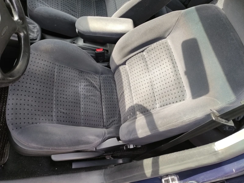 VW Golf, снимка 12 - Автомобили и джипове - 52478382