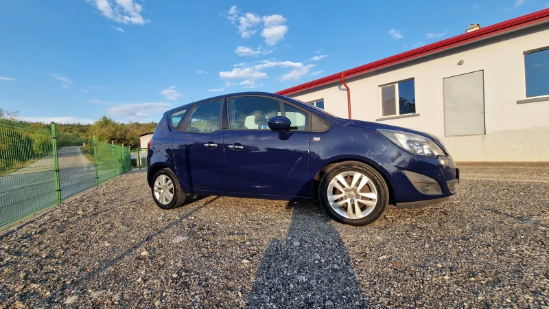 Opel Meriva, снимка 7 - Автомобили и джипове - 52516404