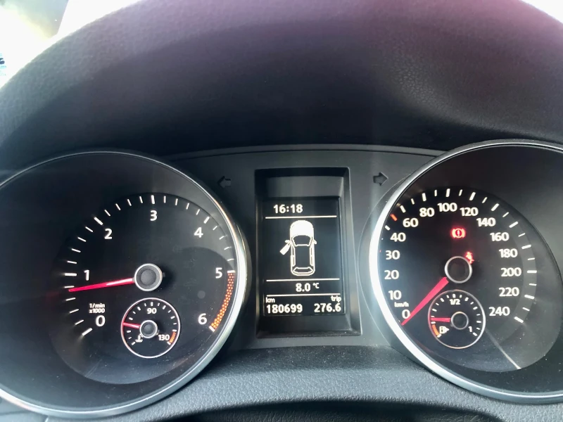 VW Golf, снимка 13 - Автомобили и джипове - 52845709