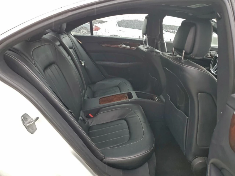 Mercedes-Benz CLS 550, снимка 10 - Автомобили и джипове - 52851667