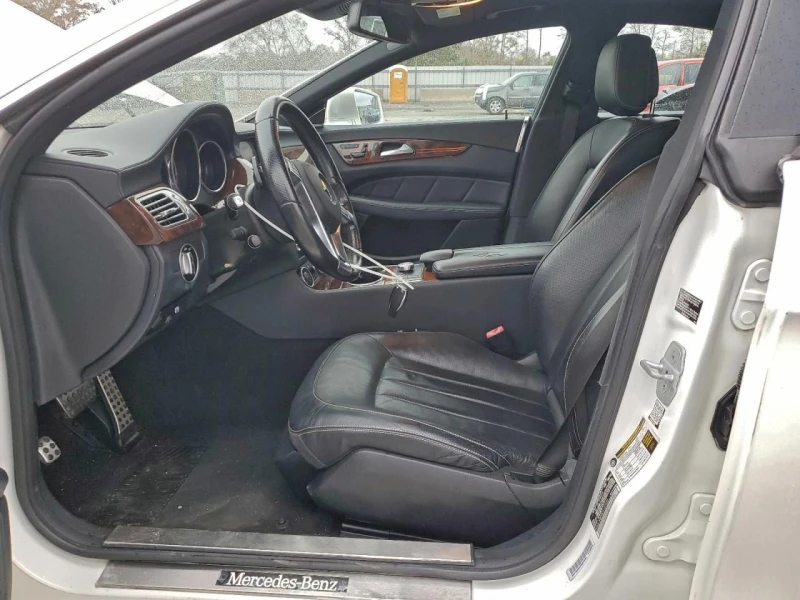 Mercedes-Benz CLS 550, снимка 7 - Автомобили и джипове - 52851667