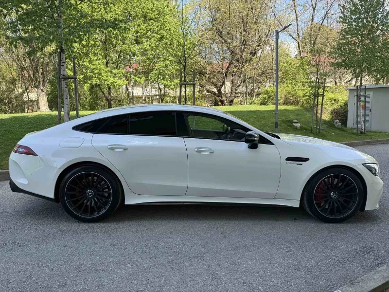 Mercedes-Benz AMG GT 63 , снимка 8 - Автомобили и джипове - 52960067