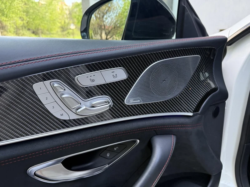 Mercedes-Benz AMG GT 63 , снимка 15 - Автомобили и джипове - 52960067