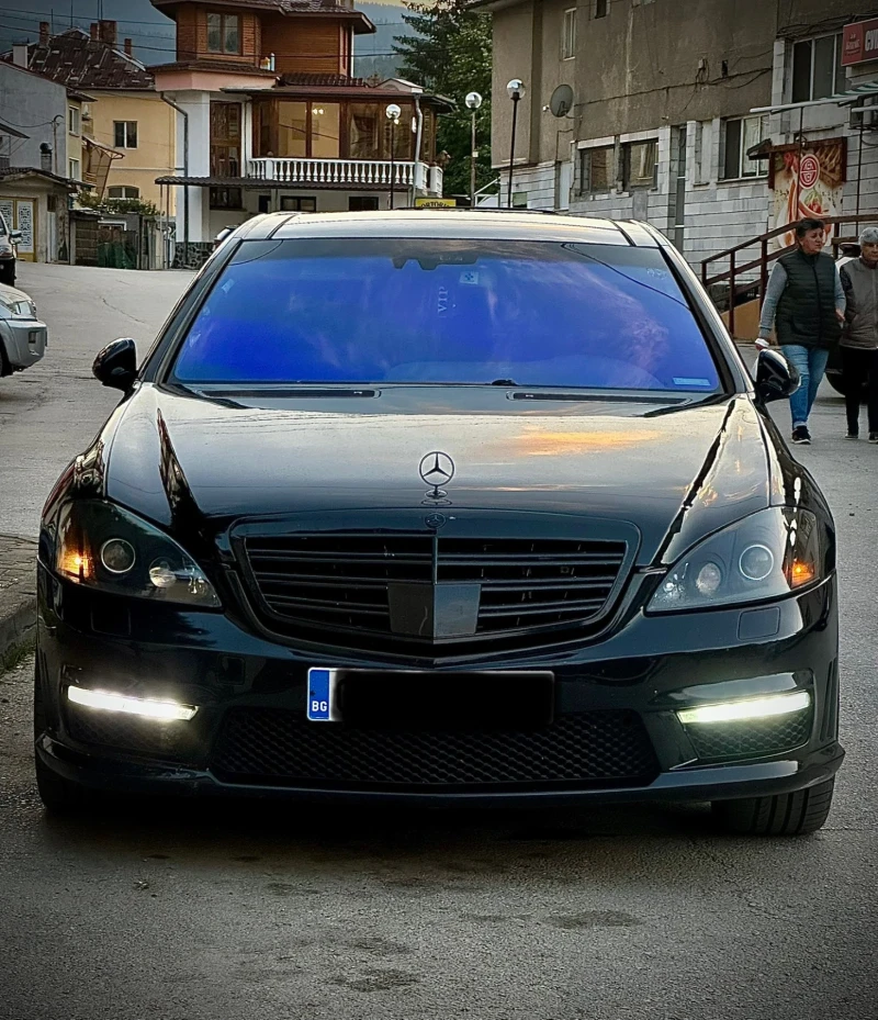 Mercedes-Benz S 500 5000 388hp