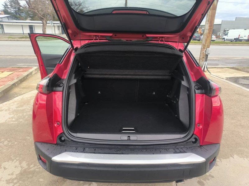 Peugeot 2008 1.5d-GT-line-6sk-Navi-Kamera-Keyless-Euro-6D, снимка 11 - Автомобили и джипове - 53285488