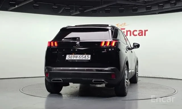 Peugeot 3008 2.0 BlueHDi GT | Адаптивен круиз | Панорама, снимка 4 - Автомобили и джипове - 55719799