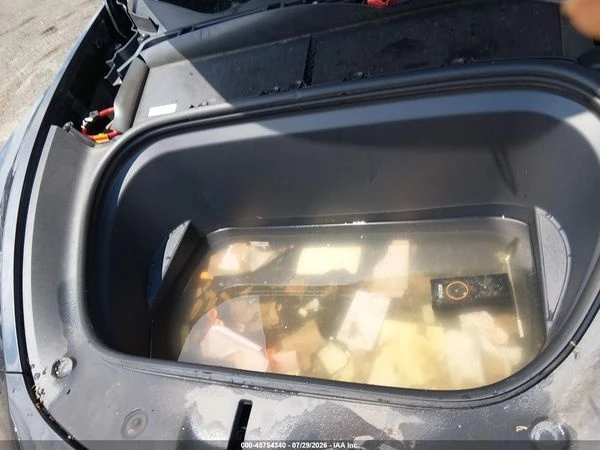 Tesla Model Y LONG RANGE DUAL MOTOR ALL-WHEEL DRIVE, снимка 3 - Автомобили и джипове - 56116145