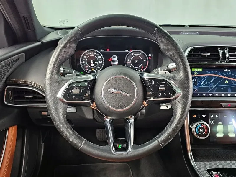 Jaguar XE D180 R-DYNAMIC S/�������/KEYLESS | Mobile.bg � ����������� 13