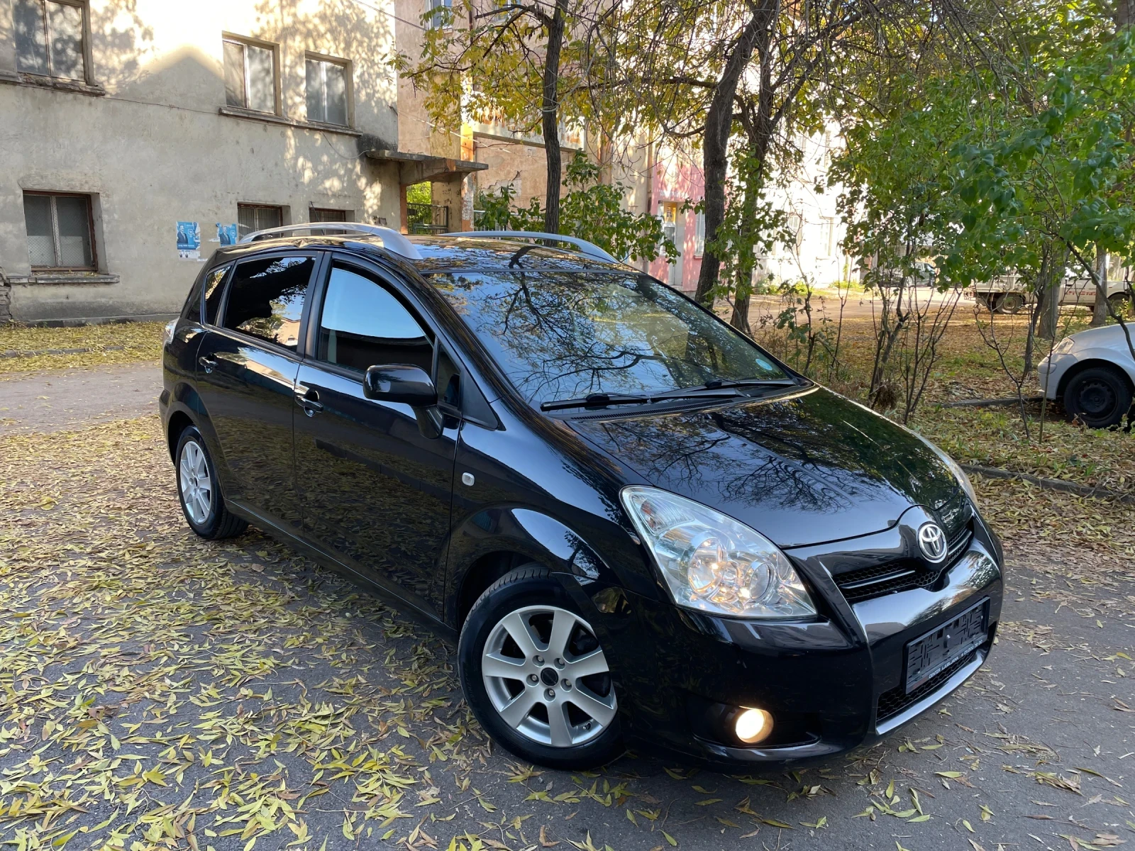 Toyota Corolla verso 2.2 D4D FACELIFT, снимка 1