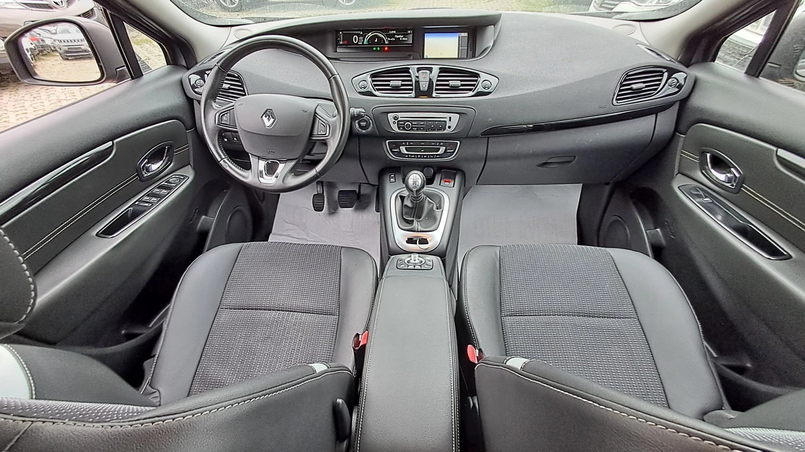 Renault Scenic FULL РЕАЛ КМ 7-МЕСТА ИЗКЛЮЧИТЕЛЕН СЕРВ КНИЖК УНИКТ, снимка 8 - Автомобили и джипове - 12363859