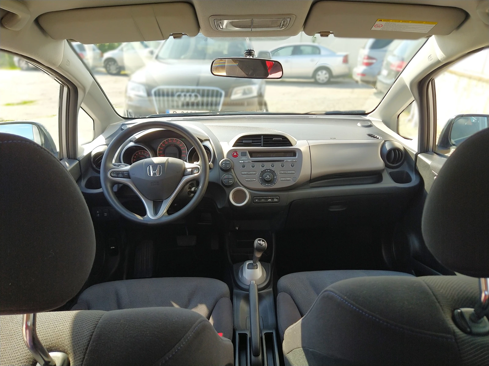 Honda Jazz 1.3 Автоматик - изображение 9