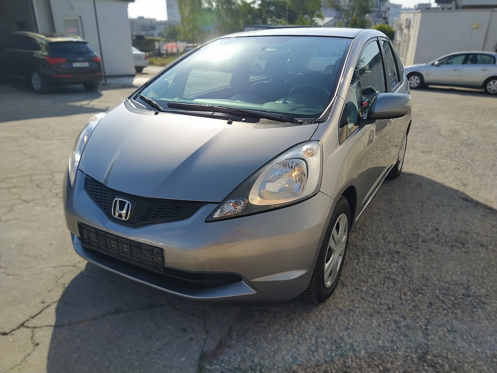 Honda Jazz 1.3 Автоматик - изображение 2