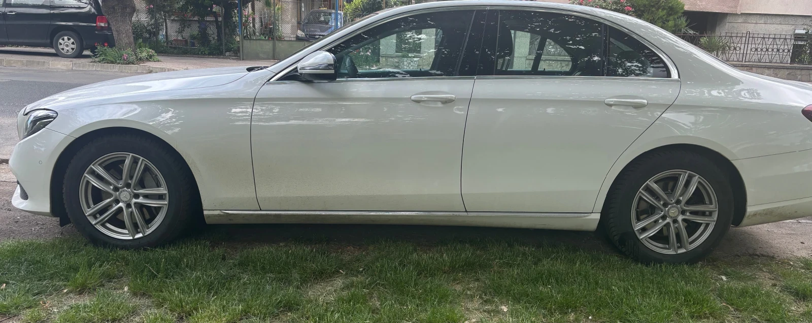Mercedes-Benz E 350  - изображение 8