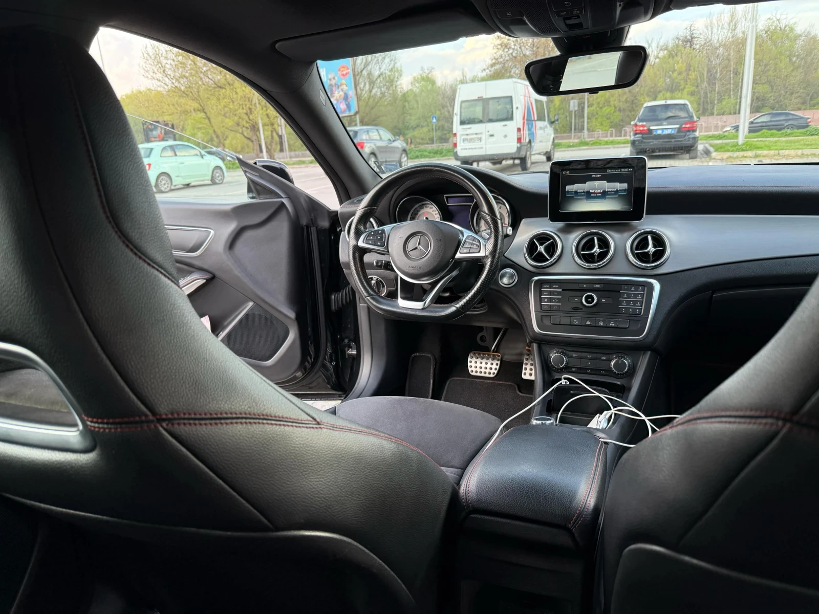Mercedes-Benz CLA 180 AMG PACK - изображение 8