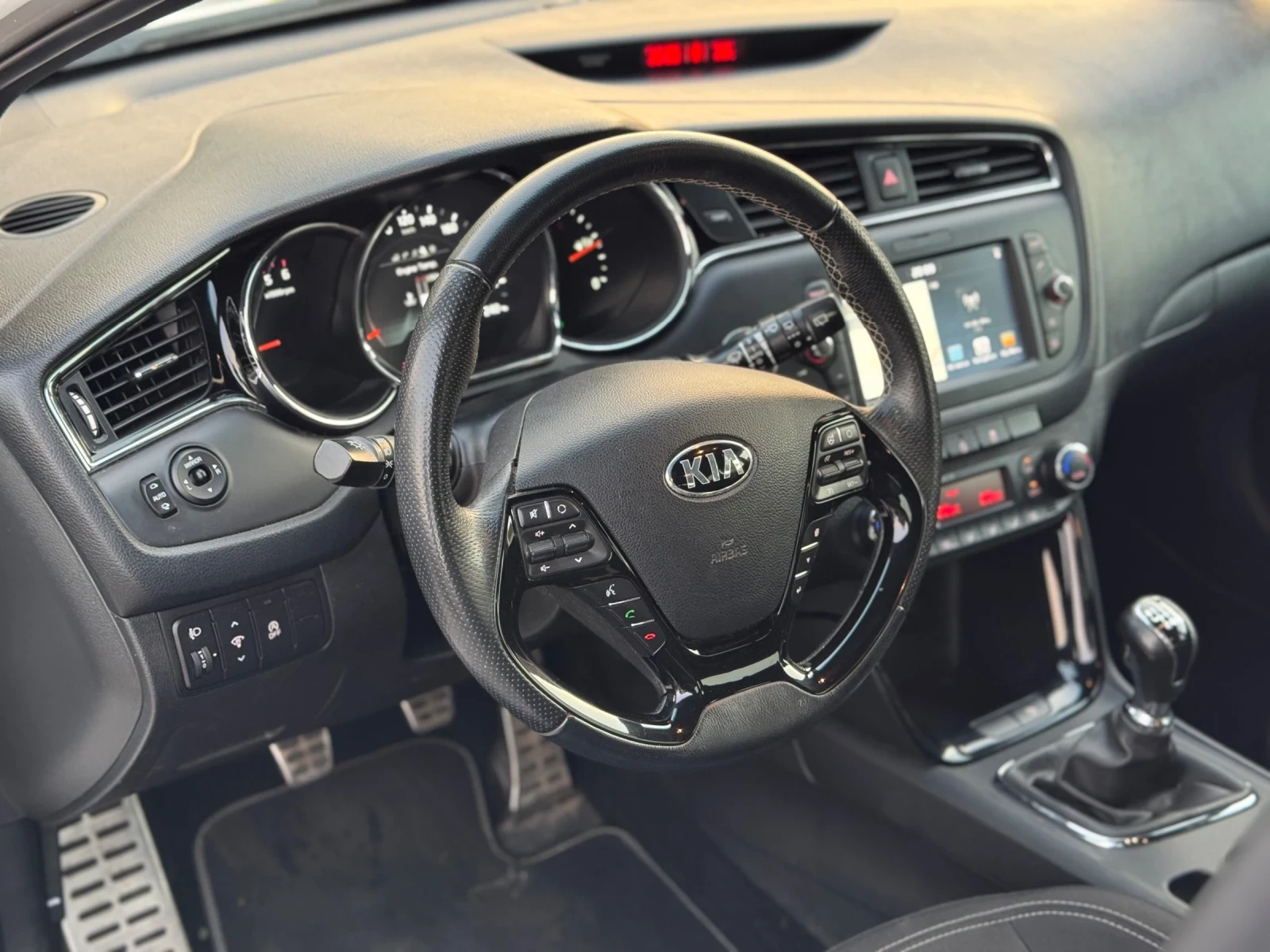 Kia Ceed GT Line Keyless  - изображение 8