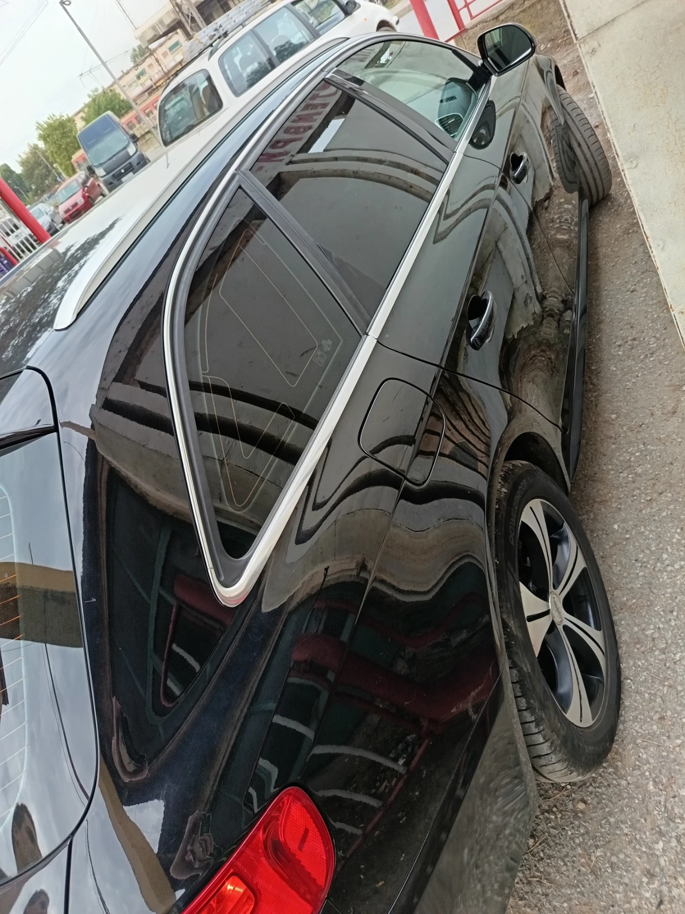 Audi A4 A4B8 2.0TDI - изображение 5