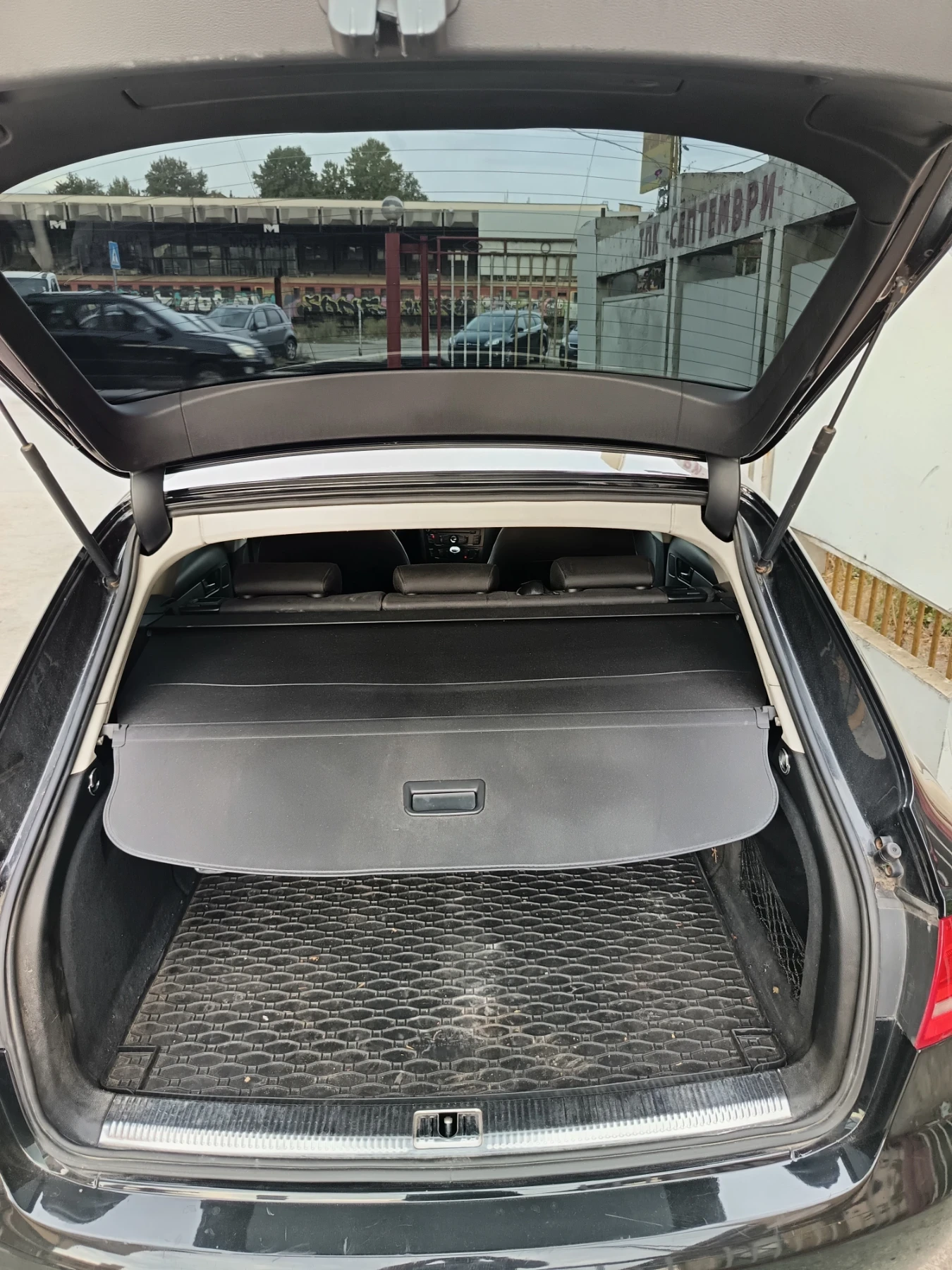 Audi A4 A4B8 2.0TDI - изображение 4
