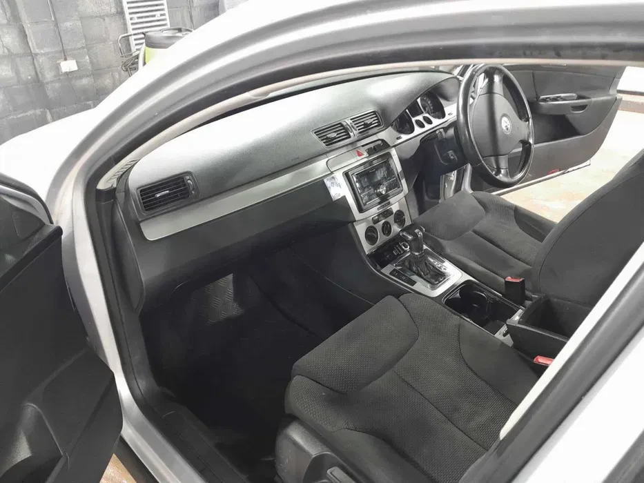 VW Passat B6 - изображение 8
